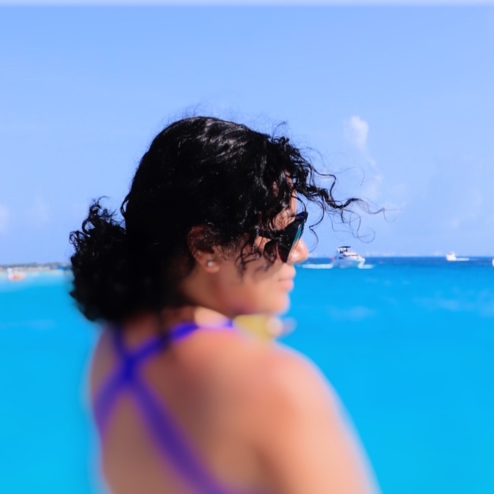 Meet your Posher, Gricel